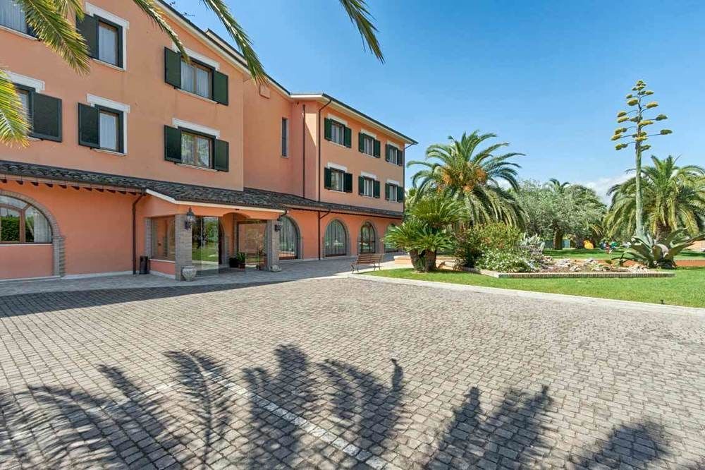 Villa Luigi Hotel & Restaurant Nuova Gestione Villa Rosa Di Martinsicuro Exterior foto
